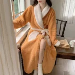 Female Autumn and Winter Warm Long Coral Velvet Thick Bath - Image 3